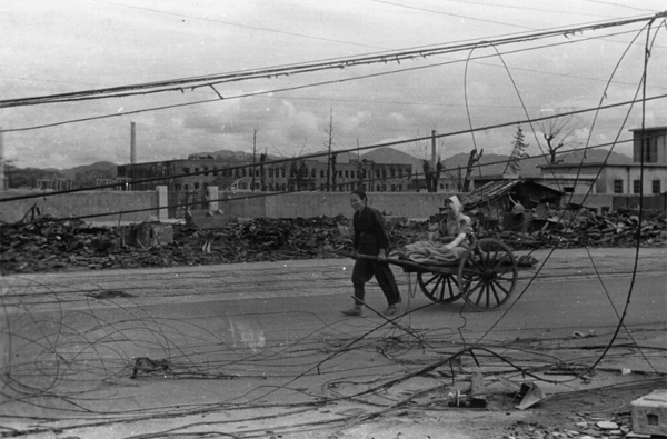 广岛核爆75周年，蘑菇云下的人间惨剧